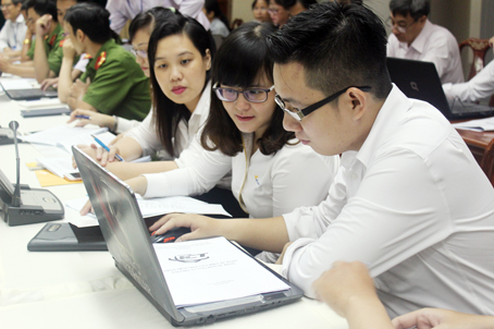 Công chức các sở, ngành tham gia tập huấn sử dụng phần mềm điện tử Egov.